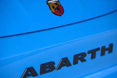 Nuova Abarth 500e. 