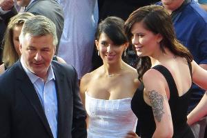 Hilaria Baldwin: Ganze Familie freut sich über Irelands Baby