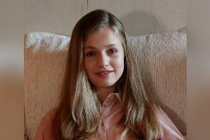 Spaniens Kronprinzessin Leonor feiert Schulabschluss in Wales