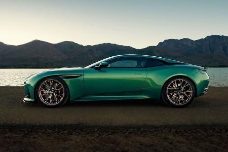 Aston Martin DB12