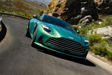 Aston Martin DB12