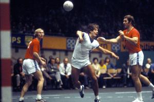 Handball: Magdeburg trauert um Lakenmacher