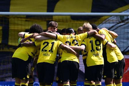 Das große Saison-Zeugnis des BVB - Borussia Dortmund ist nach einem dramatischen Saisonfinale nur Vizemeister in der Bundesliga geworden. In dieser Spielzeit konnte sich Trainer Edin Terzic zwar auf gleich mehrere Stützen verlassen. Doch nicht jeder Spieler wusste zu überzeugen. Das große BVB-Zeugnis: