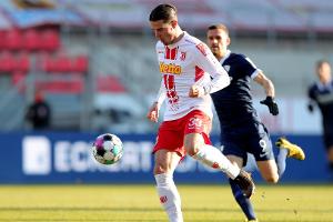 Kaiserslautern holt Verteidiger Jan Elvedi