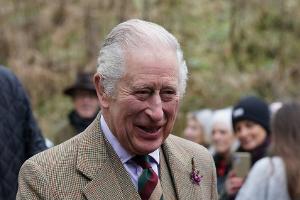 König Charles im Rumänien-Urlaub, wenn Harry nach London kommt