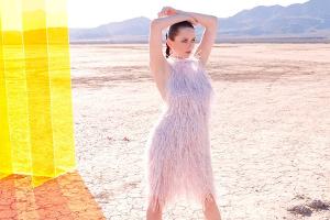 "Germany's next Topmodel": Cover-Shooting, Drag-Show und zwei Abgänge