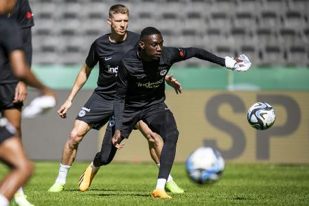 Nkunku und Kolo Muani stürmen im Pokalfinale