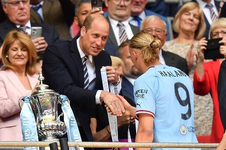 Prinz William: Von der Glamour-Hochzeit ins Fußballstadion