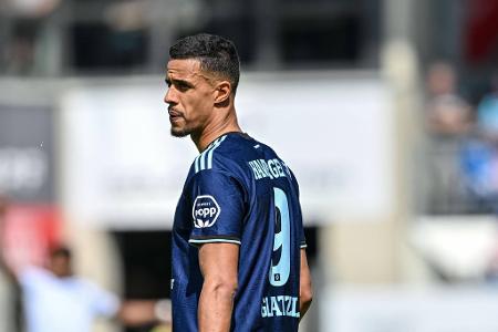 Robert Glatzel - Note: 4,5 - Hatte nach 33 Minuten nur drei Ballkontakte. Das sagte viel darüber aus, wie gut ihn die VfB-Defensive abmelden konnte. Nach 40 Minuten hatte er aber mal etwas Platz - und zielte nur knapp daneben. Mit mehr Raum in Durchgang zwei. Doch da fehlte ihm die nötige Konzentration.
