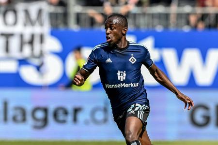 Jean-Luc Dompé - Note: 3,0 - Brachte sich mit einem scharfen Freistoß sofort stark ein. Mit einer kleinen Gala-Nummer gegen VfB-Abwehrstar Mavropanos vor dem Pass zu Kittel, der zum 1:0 abzog. Tauchte in Hälfte zwei komplett unter.