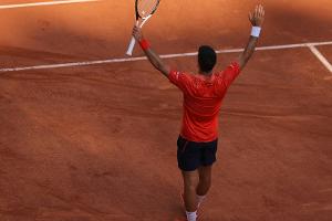 Alcaraz schlägt Tsitsipas: Traum-Halbfinale gegen Djokovic