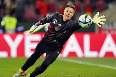 Ter Stegen, Kehrer und Henrichs steigen ins Training ein Ter Stegen, Kehrer und Henrichs steigen ins Training ein