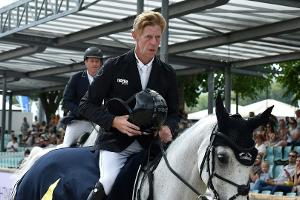 Springreiten: Ehning siegt in dramatischem Stechen