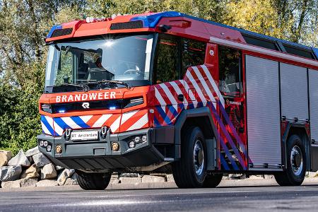 Rosenbauer RT Hybrid Feuerwehr Einsatzfahrzeug