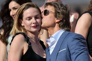 "Mission Impossible 7"-Weltpremiere: Tom Cruise verteilt Küsschen