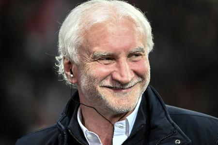 Völler Schützt Flick - und attackiert die Stars Völler Schützt Flick - und attackiert die Stars
