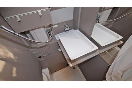 Badezimmer, Sanitär, Klappwaschbecken