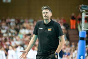 Deutsche Volleyballer unterliegen Polen knapp