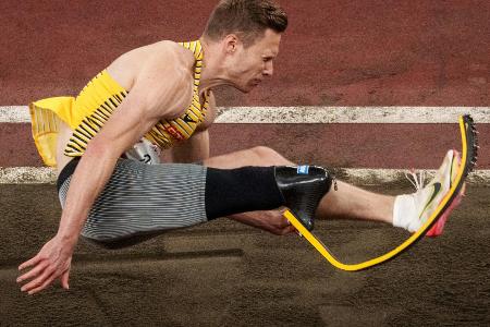 Rehm verbessert Weitsprung-Weltrekord auf 8,72 Meter Rehm verbessert Weitsprung-Weltrekord auf 8,72 Meter