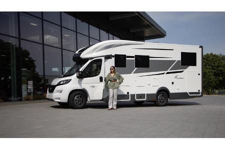 Seitansicht, Teilintegriert, Wohnmobil, außen