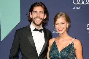 Alvaro Soler hat seine Freundin Melanie Kroll geheiratet