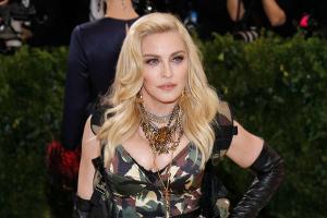 Nach schwerer Infektion: Madonna ist offenbar wieder zu Hause