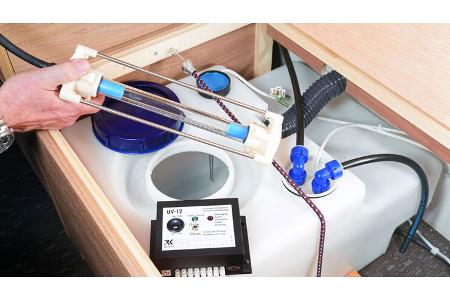Wassertank reinigen mechanische Reinigung