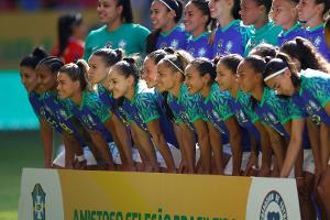 Brasiliens Fußballerinnen setzen Zeichen für Menschenrechte