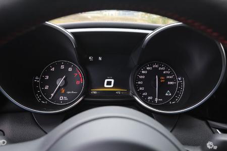 Alfa Romeo Giulia QV, Rundinstrumente