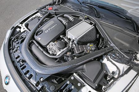 BMW M3 Competition, Motor