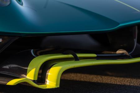 Aston Martin Valkyrie AMR Pro