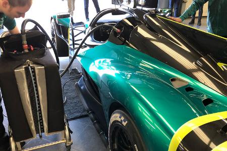 Aston Martin Valkyrie AMR Pro