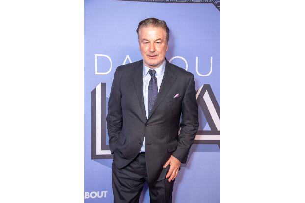 Alec Baldwin war noch jung, als er im Alter von 27 Jahren eine Rolle in der Soap 'Knot's Landing' ergatterte. Die Verantwortung habe ihm so sehr zugesetzt, dass er Unmengen trank und dazu noch harte D ...