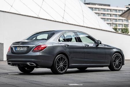 Mercedes C200 Limousine selenite grey (2018)