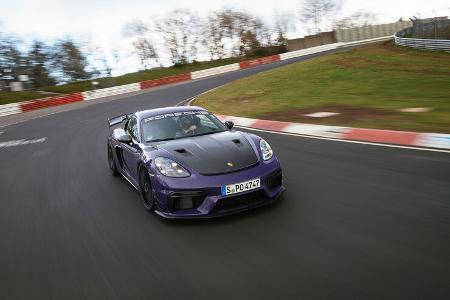 Porsche 718 Cayman GT4 RS mit Manthey Kit auf Nordschleife