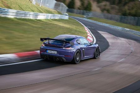 Porsche 718 Cayman GT4 RS mit Manthey Kit auf Nordschleife