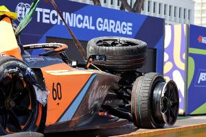Nach heftigem Crash: Evans gewinnt Formel-E-Rennen in Rom
