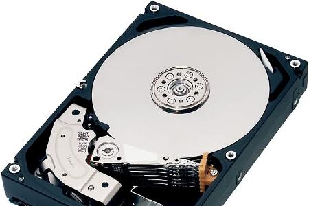 Die klassische mechanische Festplatte ist nach wie vor die bevorzugte Lösung für die preiswerte und dauerhafte Speicherung großer Datenmengen.