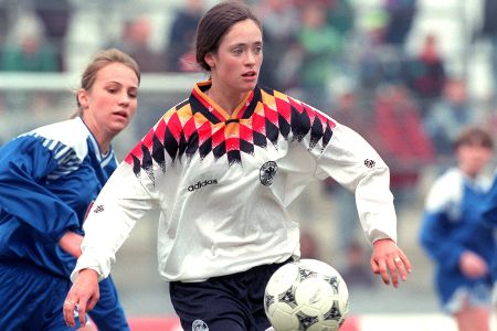 Platz 6: Renate Lingor 149 Spiele Erstes Spiel: 25.10.1995 Letztes Spiel: 21.08.2008