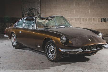 Ferrari 365 GT 2+2 by Pininfarina (1969)
