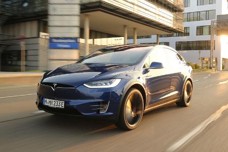 Tesla Model X P90D, Frontansicht