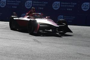 Brite Dennis neuer Formel-E-Weltmeister