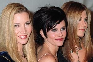 Lisa Kudrow: Süße Glückwünsche von ihren "Friends"-Kolleginnen
