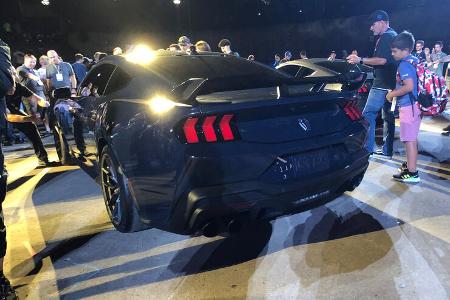 Ford Mustang Dark Horse