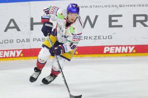 Eishockey: Eisbären binden Urgestein Müller langfristig