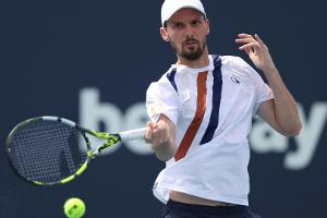 Tennisprofi Otte fällt nach Knie-OP länger aus