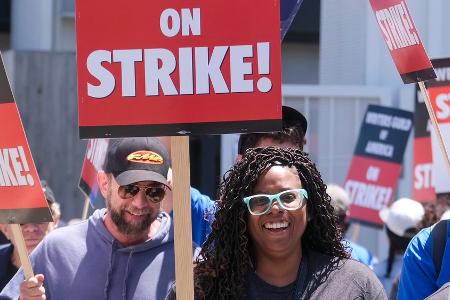 Streik der Hollywood-Autoren: Gespräche sollen wieder starten Streik der Hollywood-Autoren: Gespräche sollen wieder starten