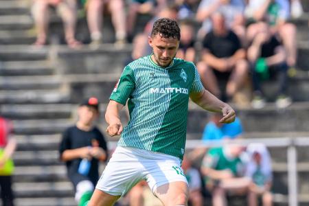 SV Werder Bremen: Keine Erhöhung - Preis 2023: 89,95 Euro | Preis 2022: 89,95 Euro