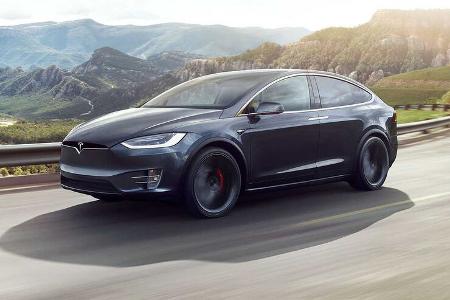 Tesla Model X mit chromglänzenden Applikationen