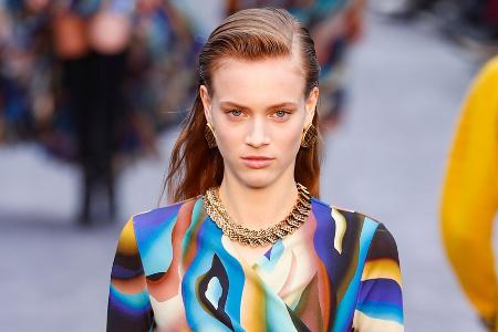 Psychedelic Prints: Stella McCartney und Co. sorgen für Hippie-Vibes Psychedelic Prints: Stella McCartney und Co. sorgen für Hippie-Vibes